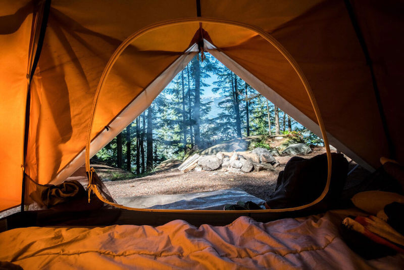 Camping Zubehör 2023 – Diese praktischen Lampen brauchst du auf